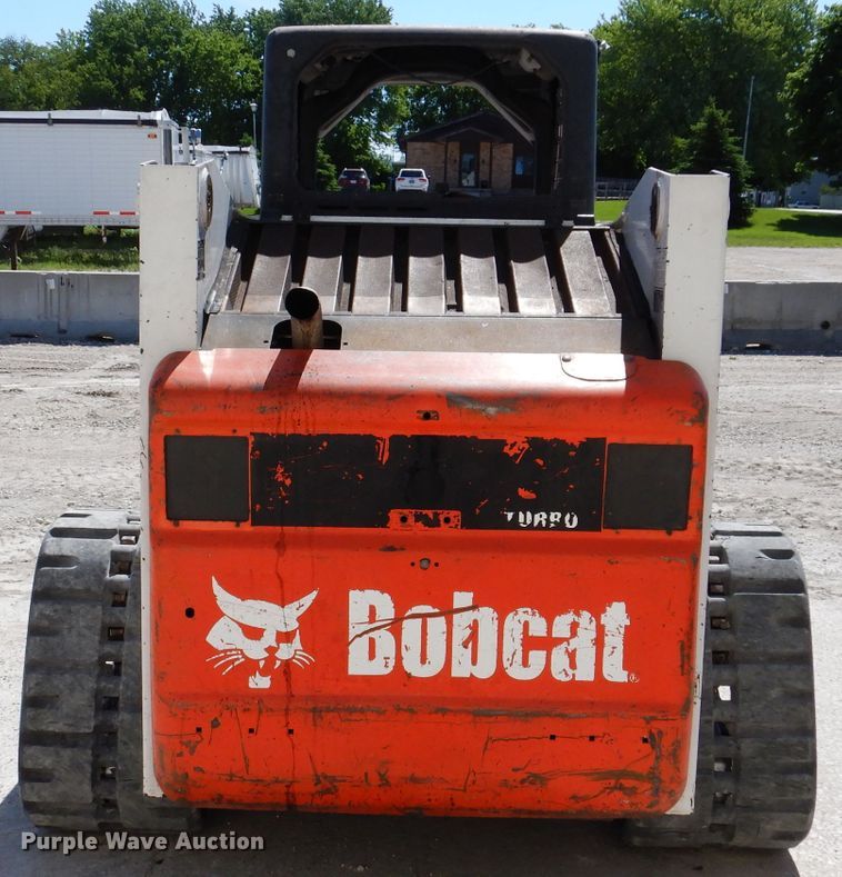 image for item IQ9559 2000 Bobcat 864  tracked skid steer loader