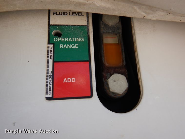 image for item IQ9560 2011 Bobcat S770  skid steer loader