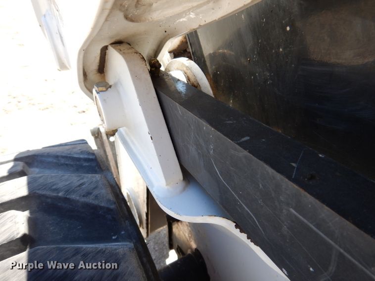 image for item IQ9560 2011 Bobcat S770  skid steer loader