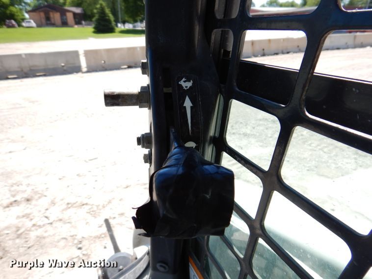 image for item IQ9560 2011 Bobcat S770  skid steer loader