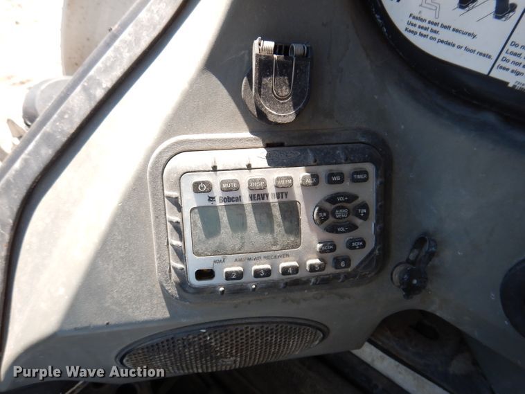 image for item IQ9560 2011 Bobcat S770  skid steer loader