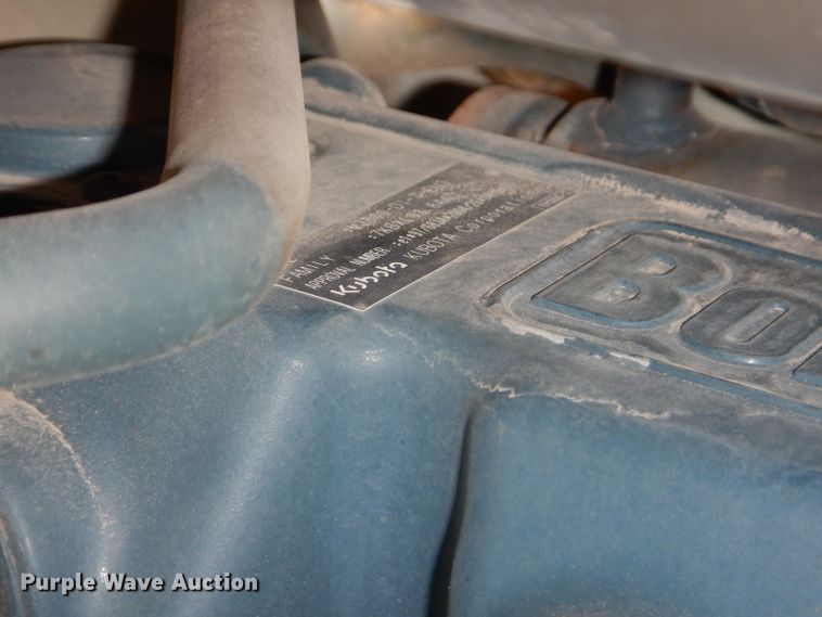 image for item IQ9560 2011 Bobcat S770  skid steer loader