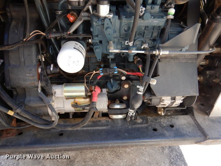 image for item IQ9560 2011 Bobcat S770  skid steer loader