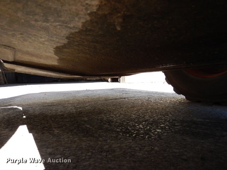 image for item IQ9560 2011 Bobcat S770  skid steer loader