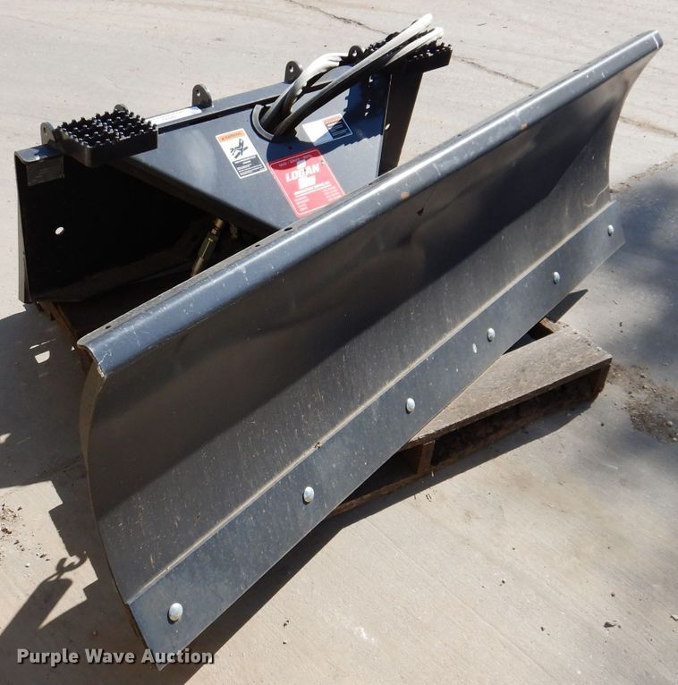 image for item IQ9562 FFC 173355  72"W skid steer snow plow