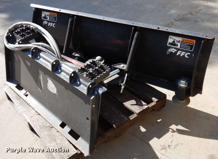 image for item IQ9562 FFC 173355  72"W skid steer snow plow