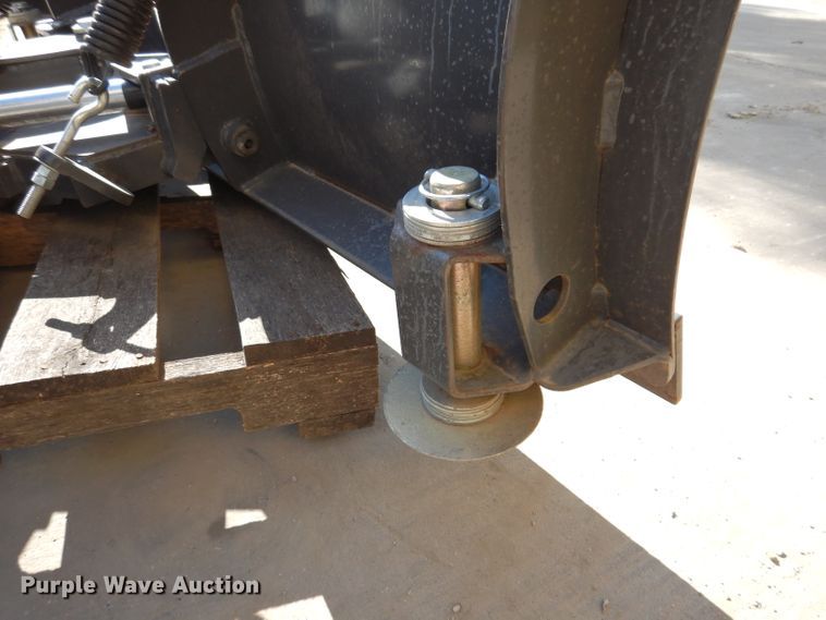 image for item IQ9562 FFC 173355  72"W skid steer snow plow