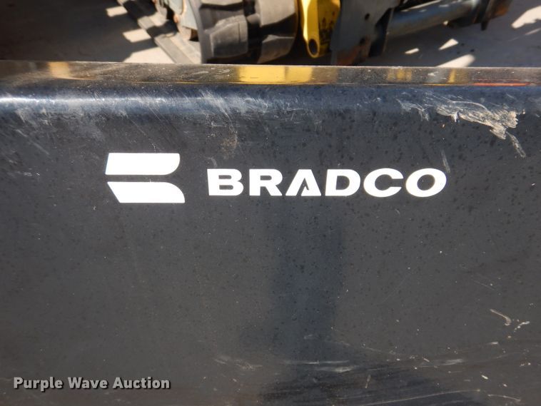 image for item IQ9563 Bradco 107783  45"W loader bucket