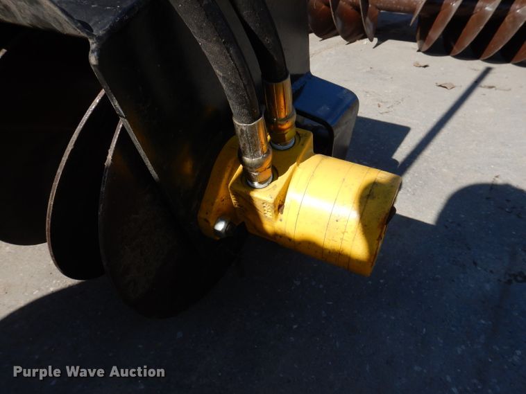 image for item IQ9564 Mccullough 1500  40"W backfill auger