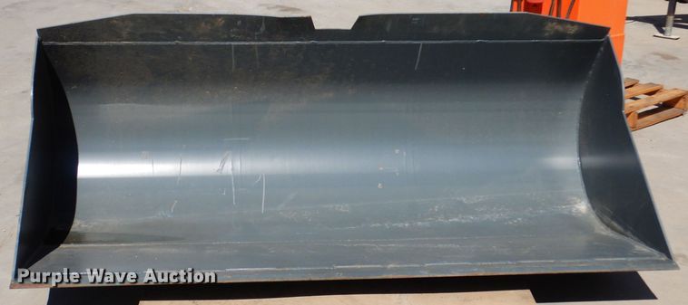 image for item IQ9568 2010 Weideman 1000227942 83"W bucket