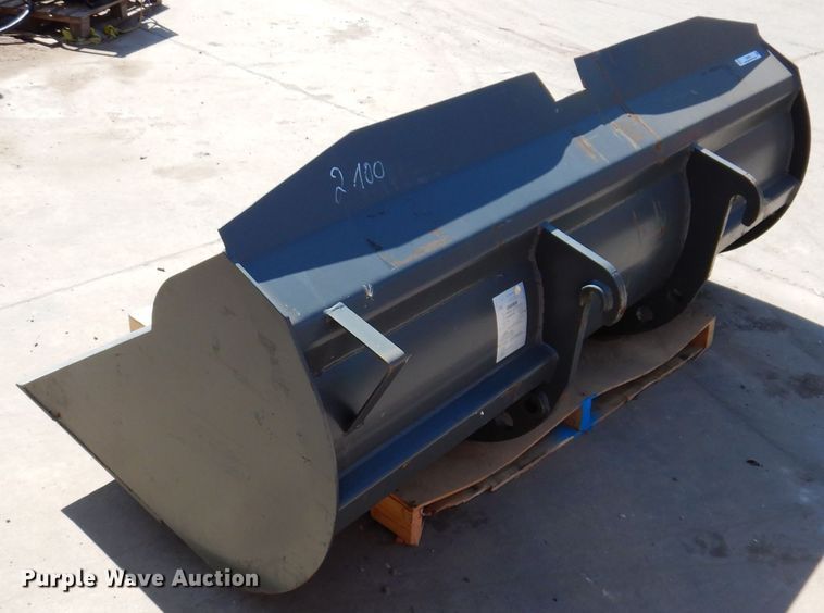 image for item IQ9568 2010 Weideman 1000227942 83"W bucket