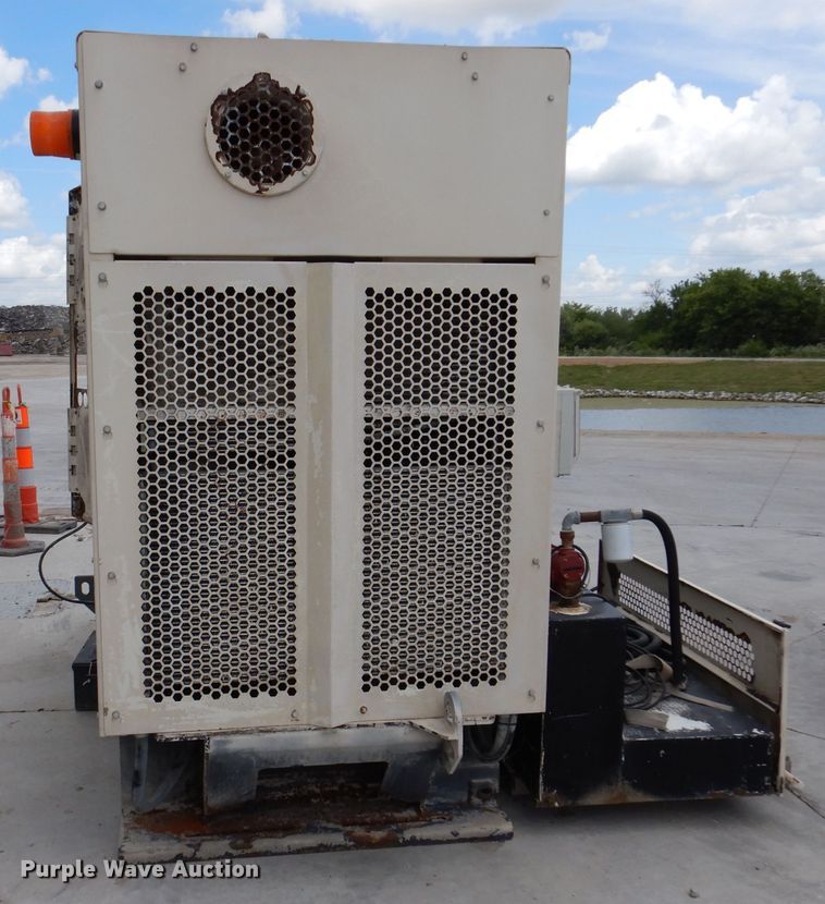 image for item IQ9571 2014 Cummins QSG12 CM2350 G110  generator