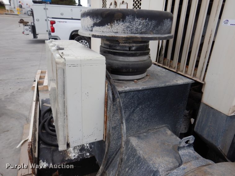 image for item IQ9571 2014 Cummins QSG12 CM2350 G110  generator