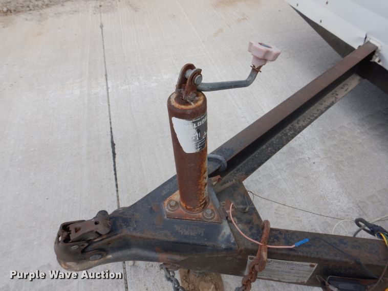 image for item IQ9575 1999 Independent Trailer Office Master  job trailer