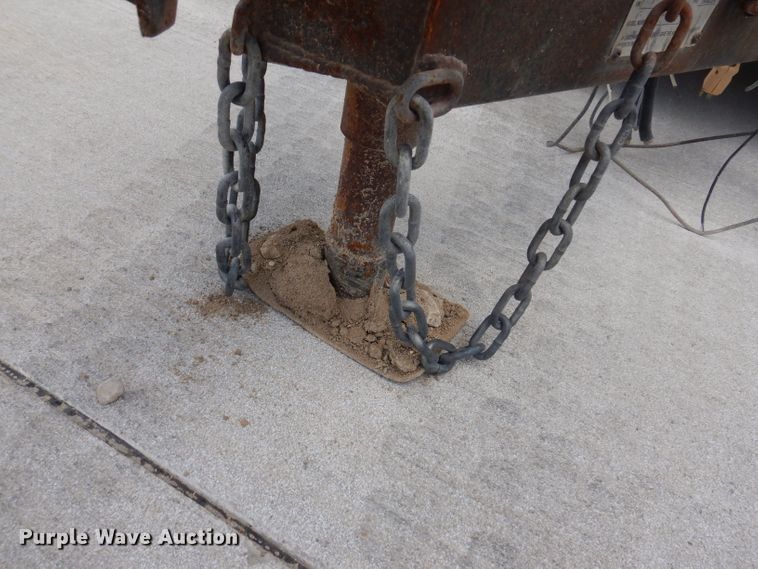 image for item IQ9575 1999 Independent Trailer Office Master  job trailer