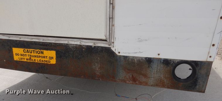 image for item IQ9575 1999 Independent Trailer Office Master  job trailer