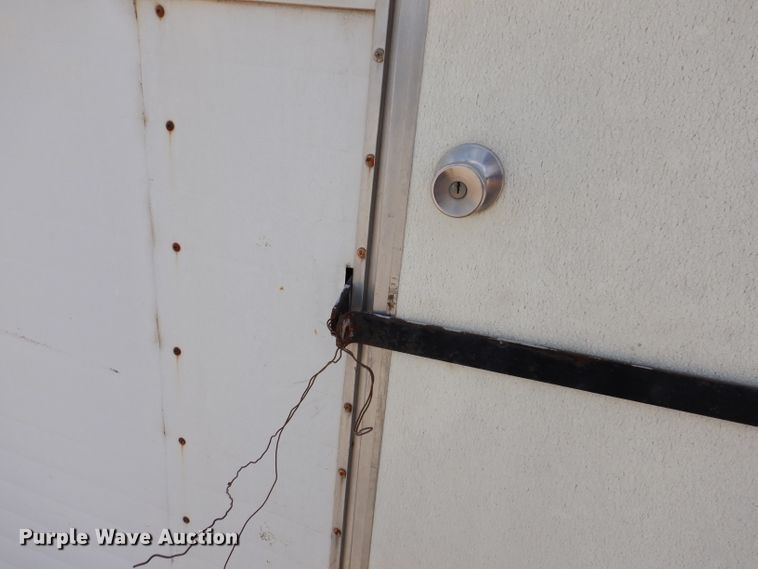 image for item IQ9575 1999 Independent Trailer Office Master  job trailer