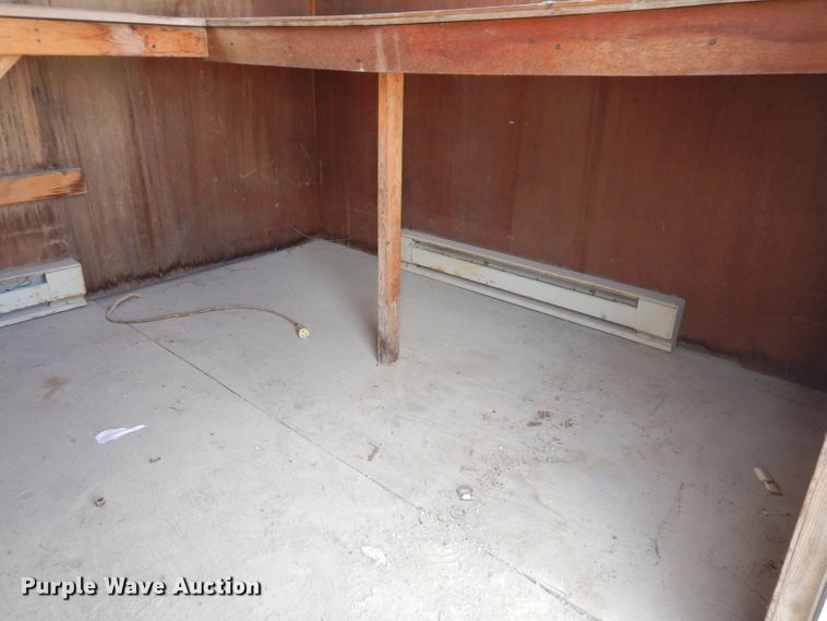 image for item IQ9575 1999 Independent Trailer Office Master  job trailer