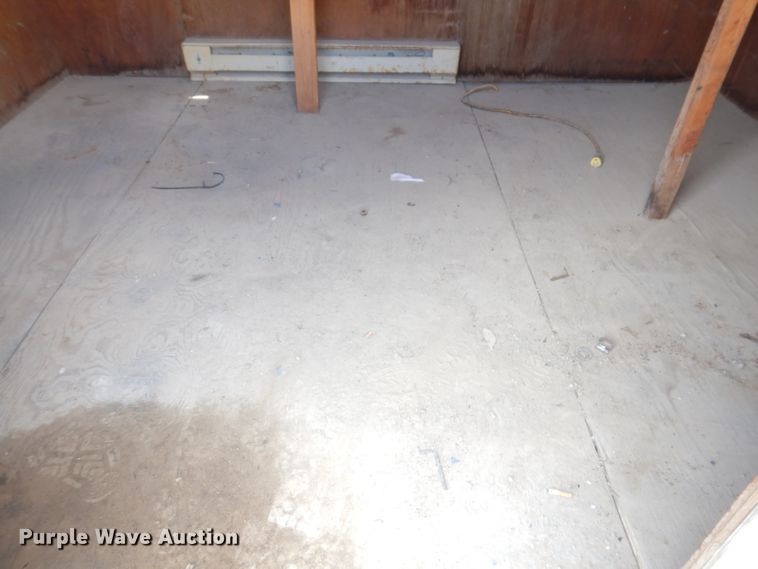 image for item IQ9575 1999 Independent Trailer Office Master  job trailer