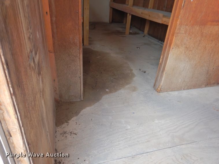 image for item IQ9575 1999 Independent Trailer Office Master  job trailer