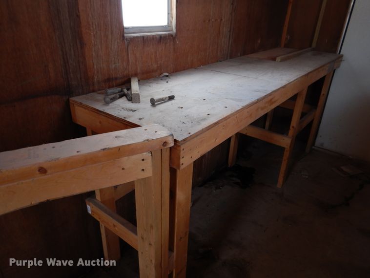 image for item IQ9575 1999 Independent Trailer Office Master  job trailer