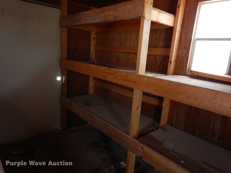 image for item IQ9575 1999 Independent Trailer Office Master  job trailer