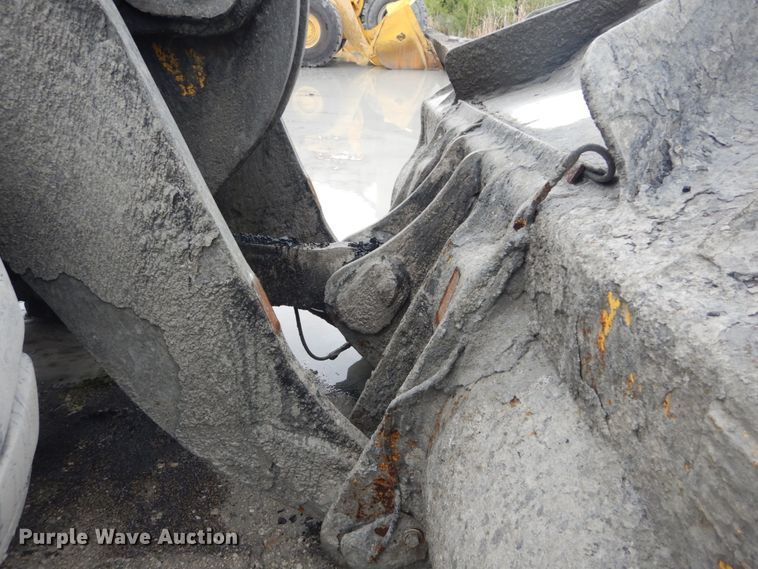 image for item IT9094 2009 Komatsu WA500-6  wheel loader