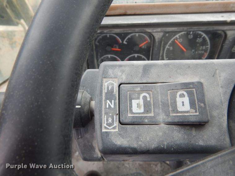 image for item IT9095 1996 Caterpillar 950F Series II  wheel loader