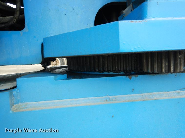 image for item IT9115 2001 Genie S-45  boom lift