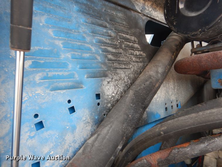 image for item IT9115 2001 Genie S-45  boom lift