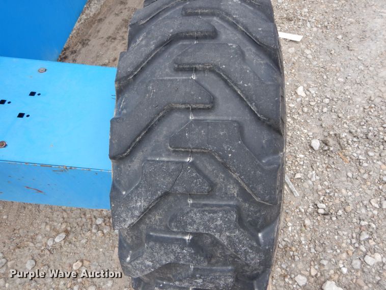 image for item IT9115 2001 Genie S-45  boom lift