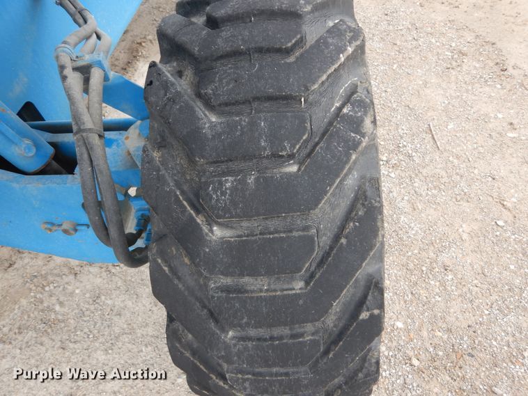 image for item IT9115 2001 Genie S-45  boom lift