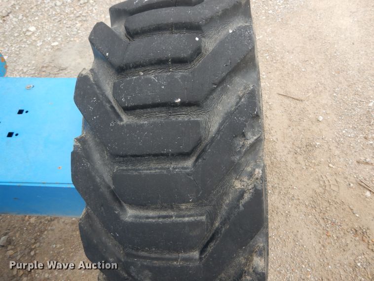 image for item IT9115 2001 Genie S-45  boom lift