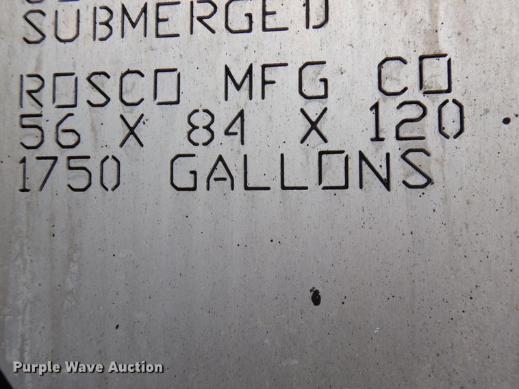 image for item IT9423 2005 Freightliner  oil distributor truck