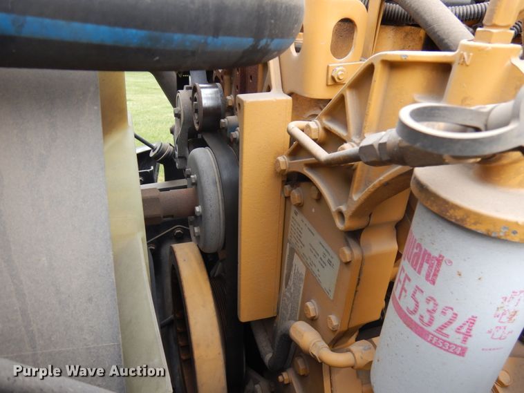 image for item IT9424 2005 Freightliner Business Class M2  oil distributor truck