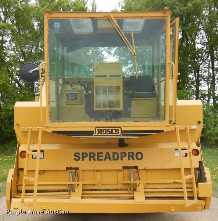 image for item IT9429 2000 Rosco Spread Pro  chip spreader