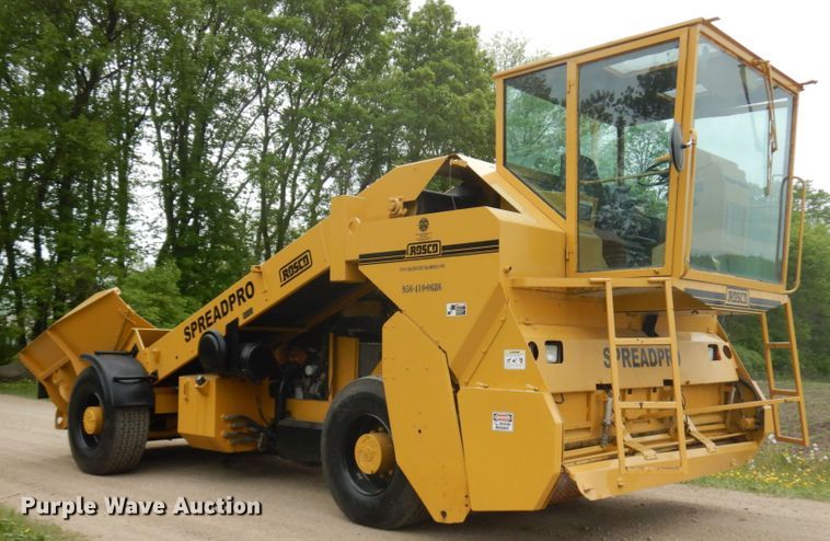 image for item IT9429 2000 Rosco Spread Pro  chip spreader