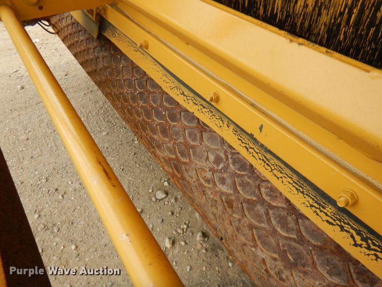 image for item IT9429 2000 Rosco Spread Pro  chip spreader