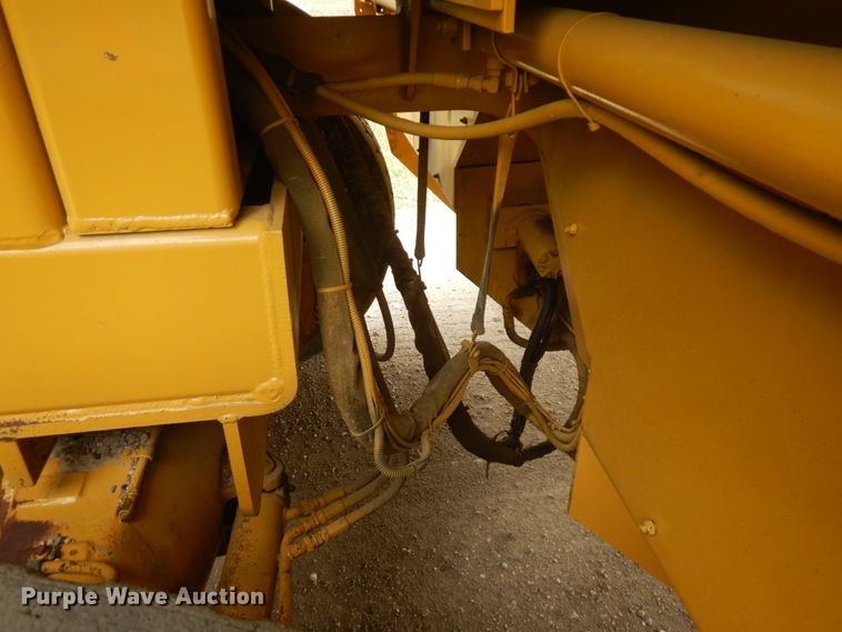 image for item IT9429 2000 Rosco Spread Pro  chip spreader