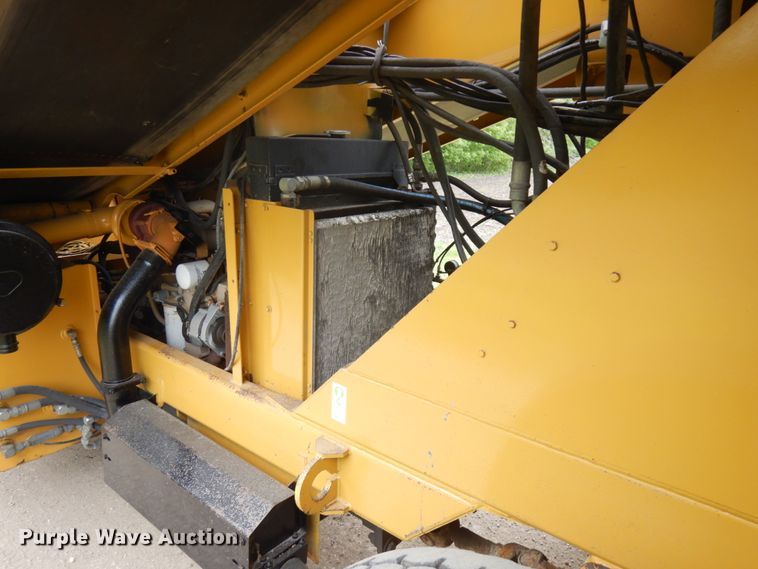 image for item IT9429 2000 Rosco Spread Pro  chip spreader