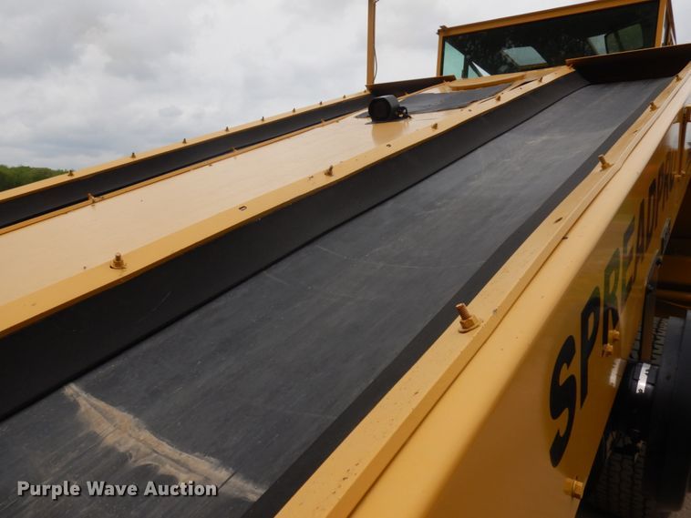 image for item IT9429 2000 Rosco Spread Pro  chip spreader