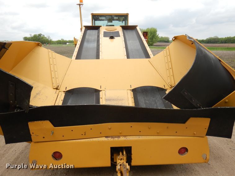 image for item IT9429 2000 Rosco Spread Pro  chip spreader