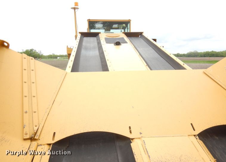 image for item IT9429 2000 Rosco Spread Pro  chip spreader