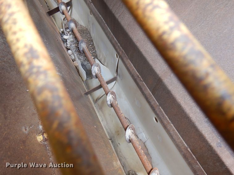 image for item IT9429 2000 Rosco Spread Pro  chip spreader