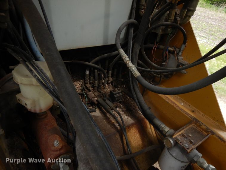 image for item IT9429 2000 Rosco Spread Pro  chip spreader