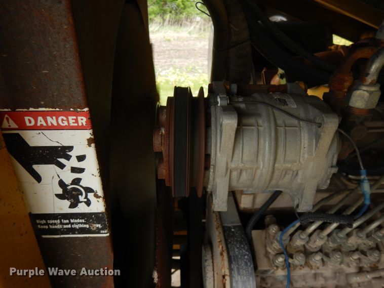 image for item IT9429 2000 Rosco Spread Pro  chip spreader