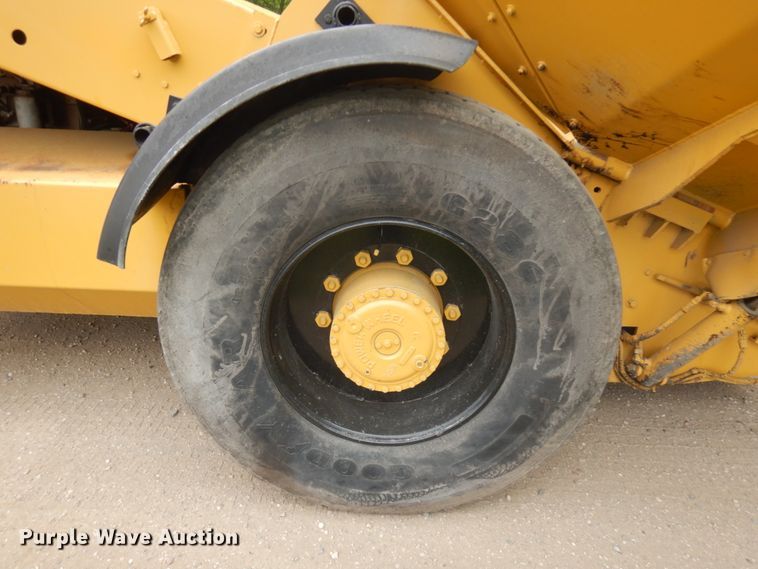 image for item IT9429 2000 Rosco Spread Pro  chip spreader