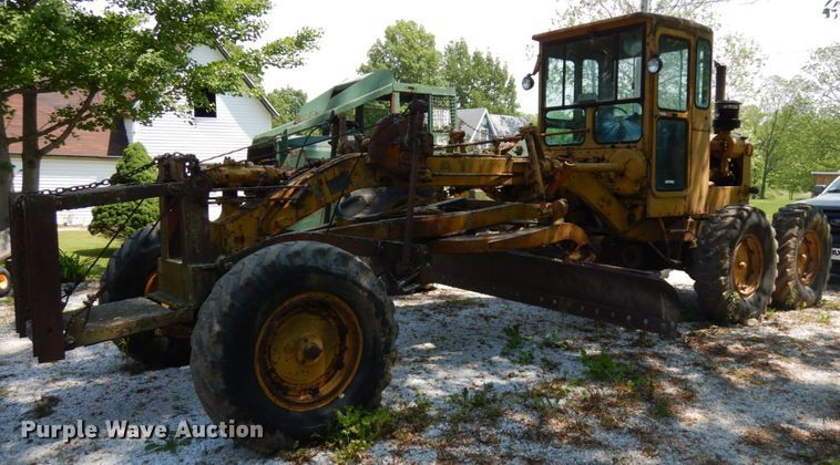 image for item IT9451 1963 Caterpillar 112F  rigid frame motor grader