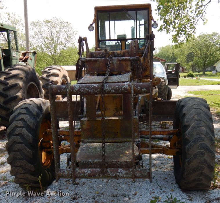 image for item IT9451 1963 Caterpillar 112F  rigid frame motor grader