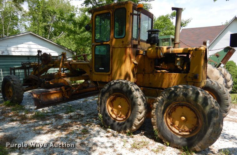 image for item IT9451 1963 Caterpillar 112F  rigid frame motor grader